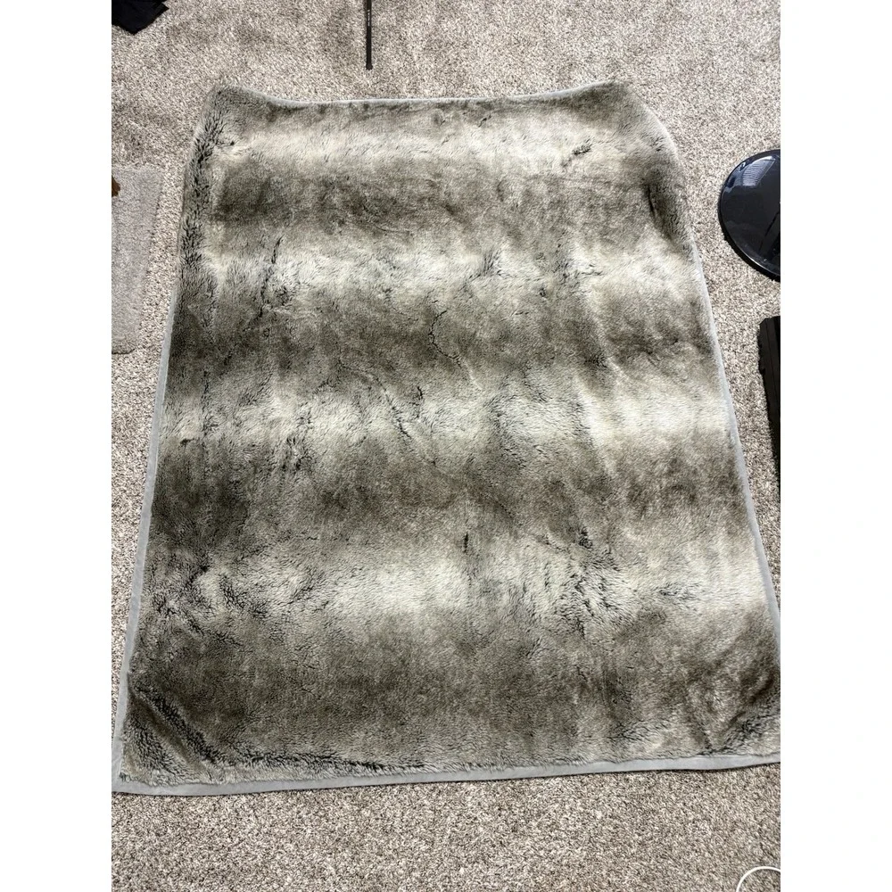 Pottery Barn Grey Faux Fur Throw Blanket 50x60